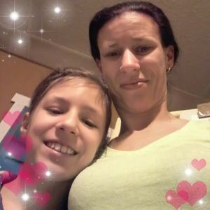 Meet your Posher, Leona